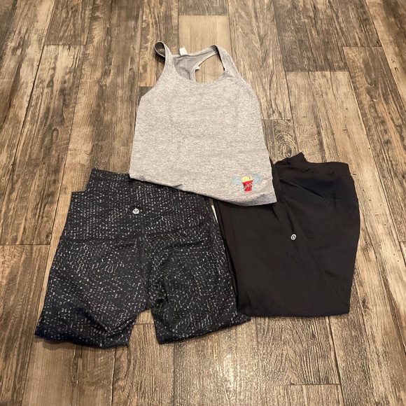 EUC, Lululemon Bundle, Swiftly Tech (4), Studio Black (6), Wunder Under Crop (6) - Picture 3 of 16